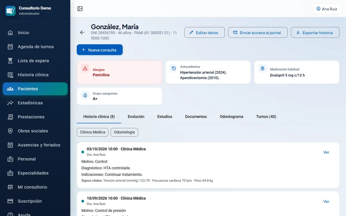 Ficha del paciente con su historia clínica